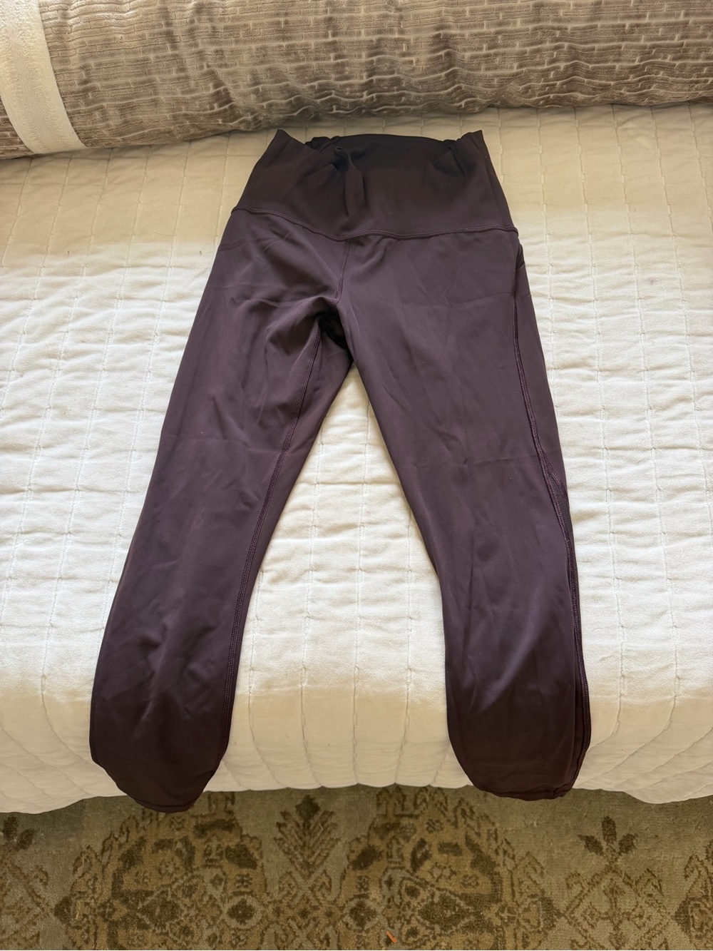 lululemon athletica Womens High-Rise Leggings in Deep Brown
